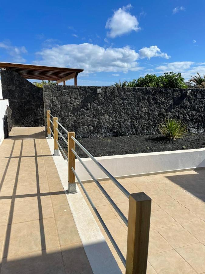 Casa Monicha Apartment Costa Teguise Exterior photo