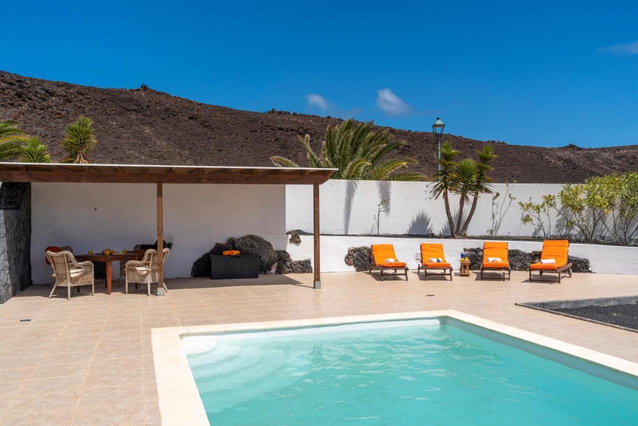 Casa Monicha Apartment Costa Teguise Exterior photo
