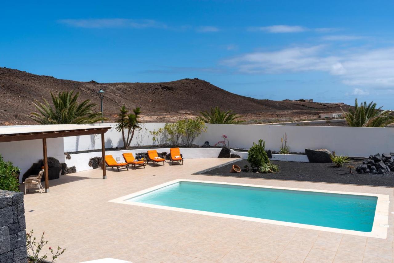 Casa Monicha Apartment Costa Teguise Exterior photo