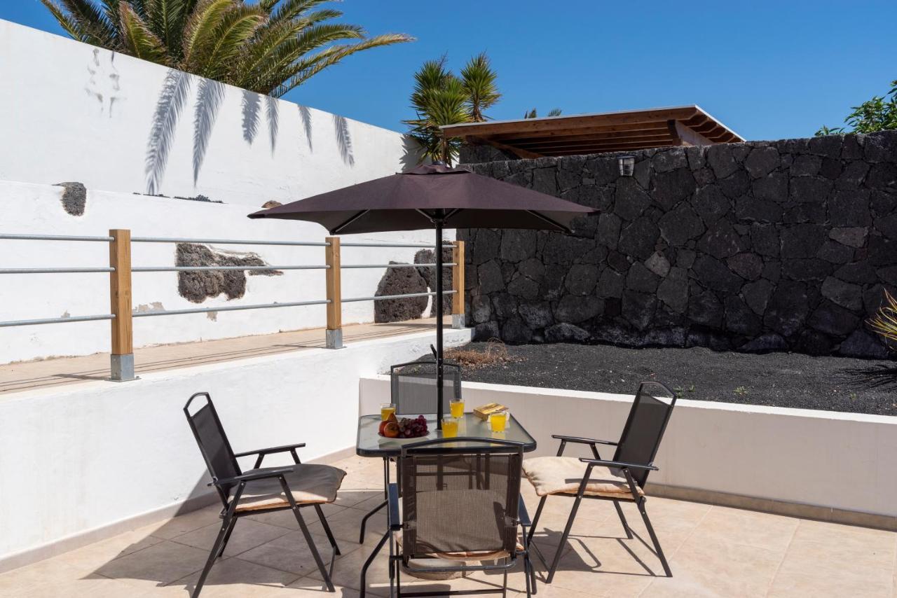 Casa Monicha Apartment Costa Teguise Exterior photo