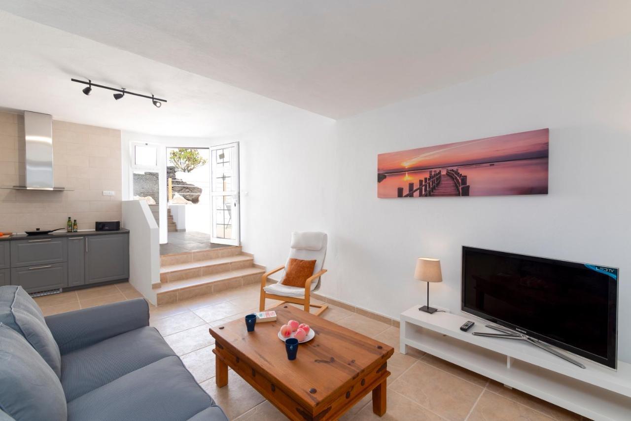 Casa Monicha Apartment Costa Teguise Exterior photo